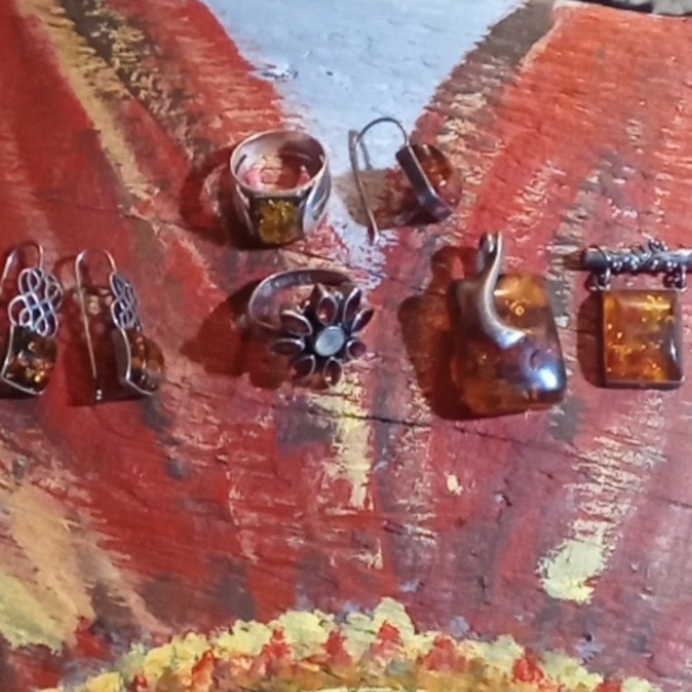 Neetsee amber bundle